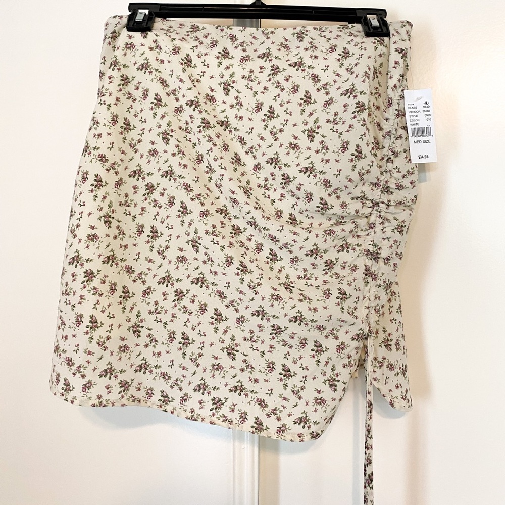 floral cinched pacsun mini skirt